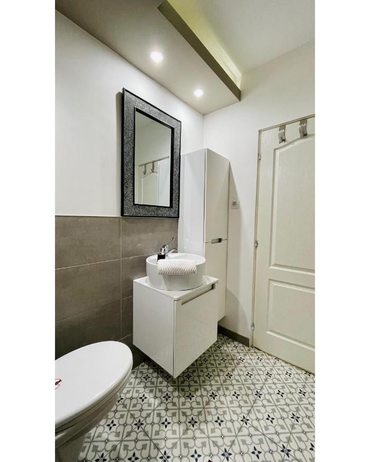 Апартаменты Apartman Jelena Сремска-Митровица Экстерьер фото